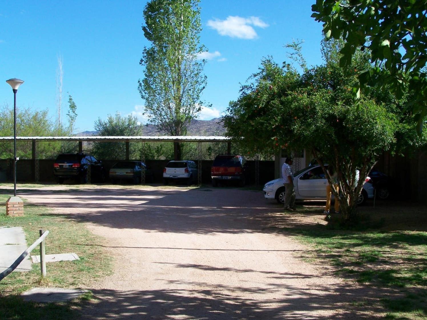 Cabanas Y Hotel Ebemys San Agustín de Valle Fértil Bagian luar foto