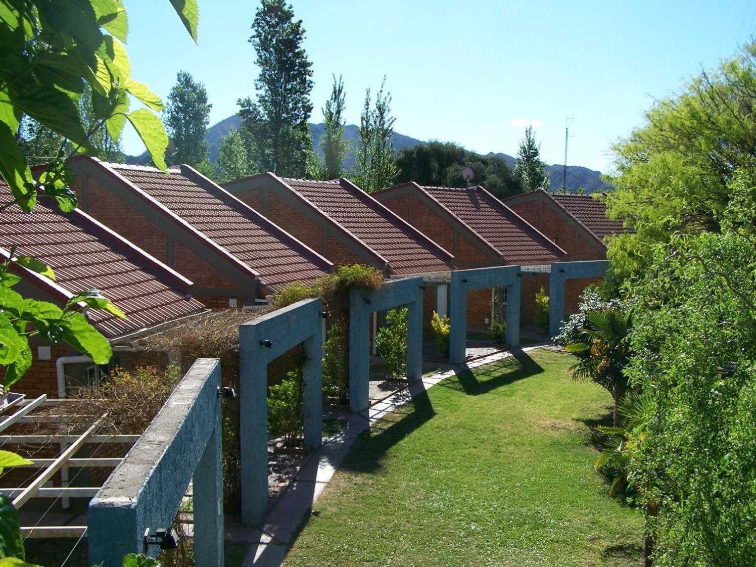 Cabanas Y Hotel Ebemys San Agustín de Valle Fértil Bagian luar foto