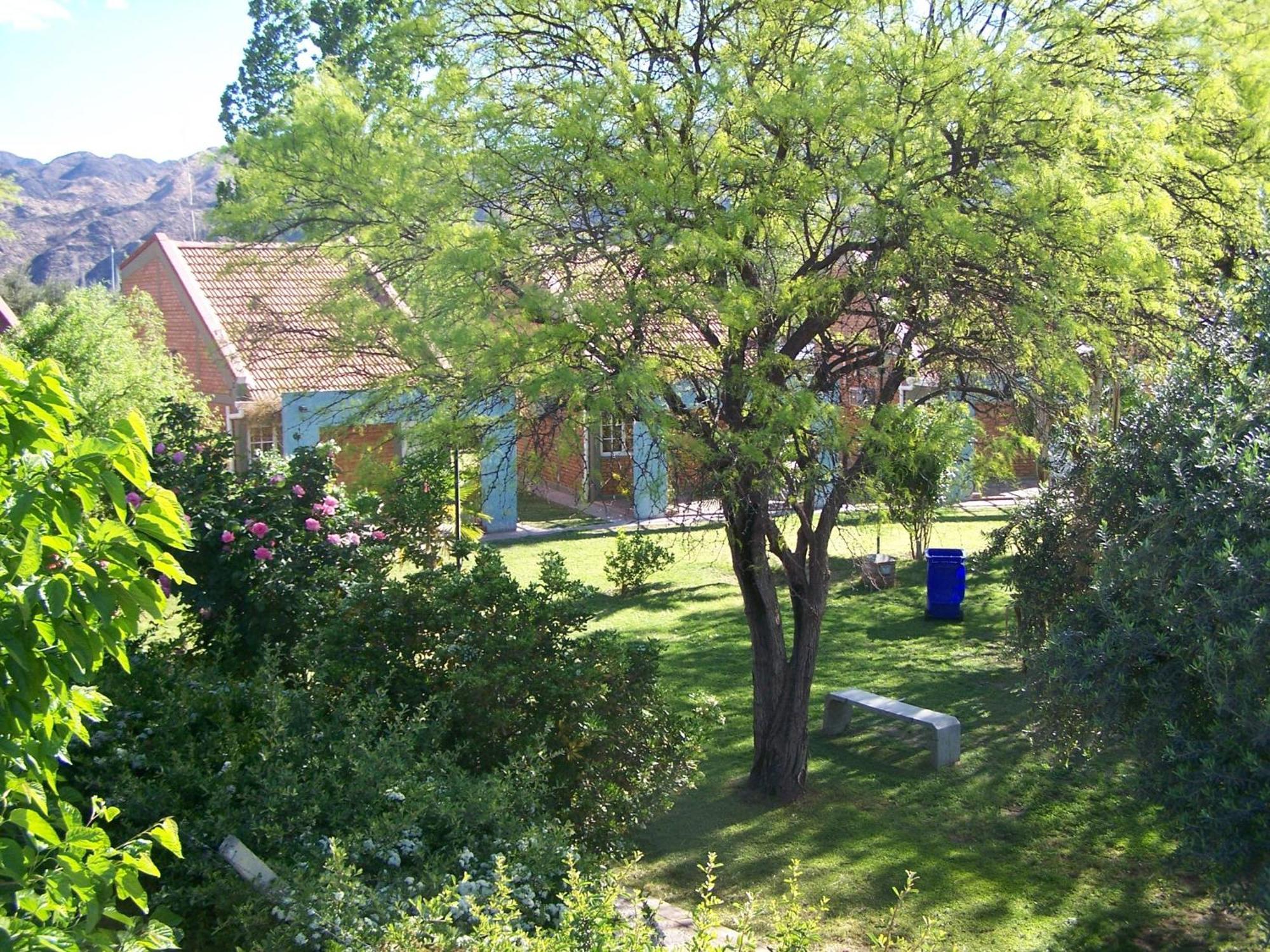 Cabanas Y Hotel Ebemys San Agustín de Valle Fértil Bagian luar foto